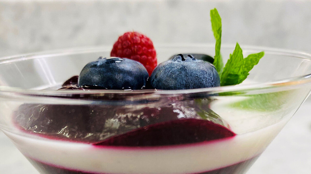 Vegan Blueberry Panna&nbsp;