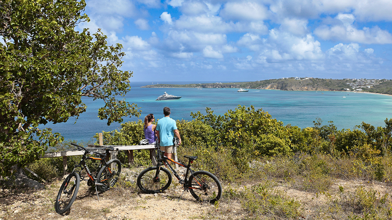 Hike to Windward Point