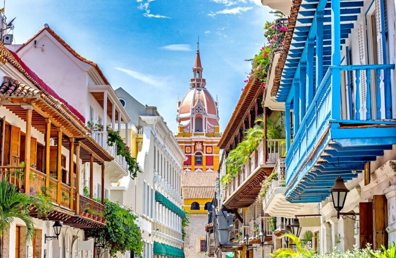 Cartagena’s Tapas Trail - SeaDream Yachting Land Adventure